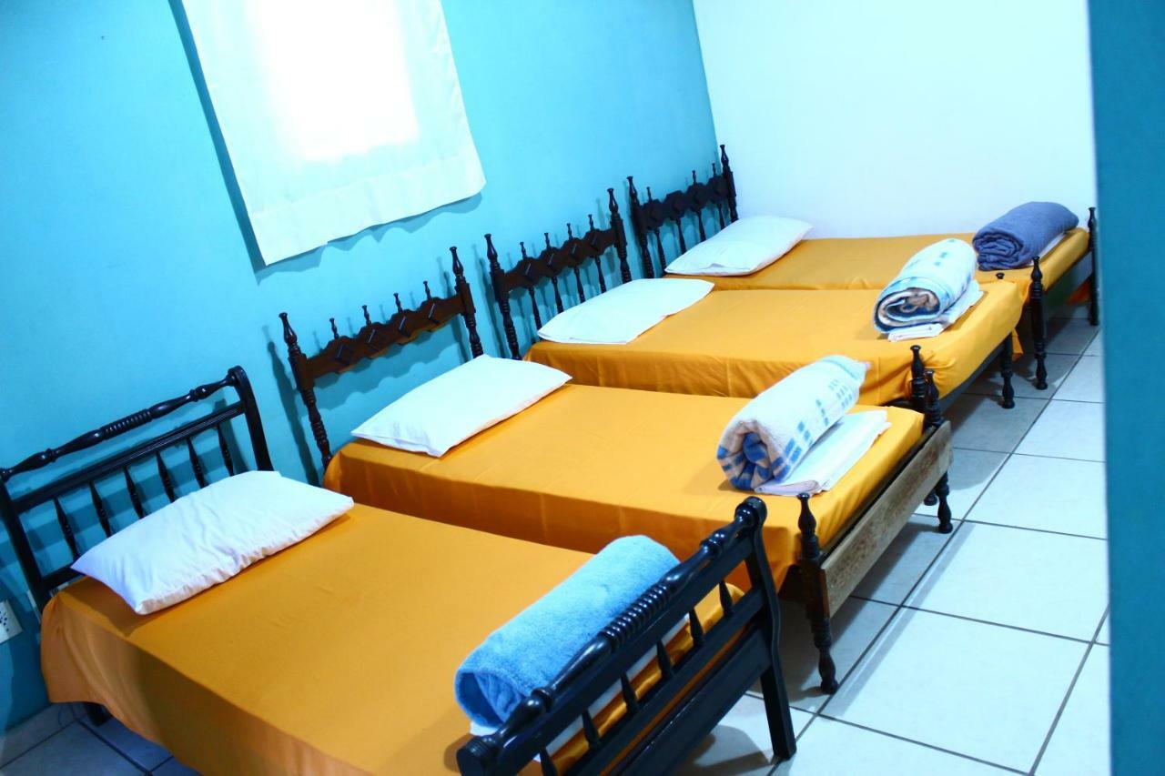 Hostel Divinópolis Eksteriør billede